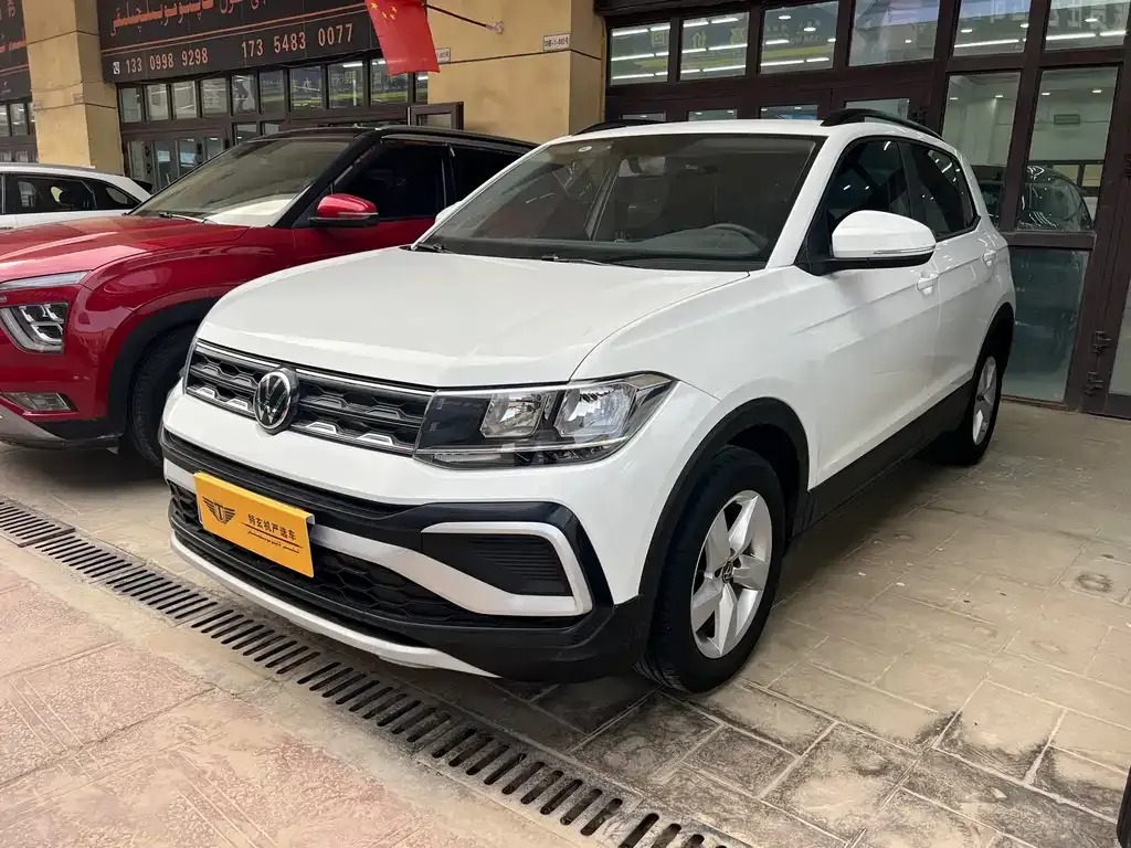 Volkswagen T-Cross — фото 1
