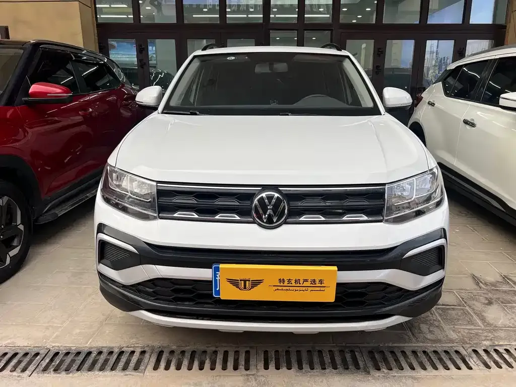 Volkswagen T-Cross — фото 8