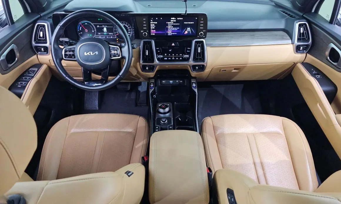 Kia Sorento — фото 8
