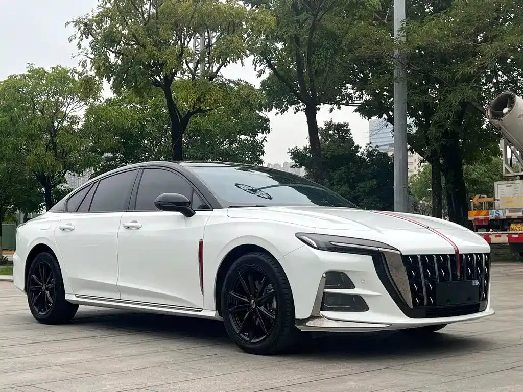 Hongqi H6 — фото 10