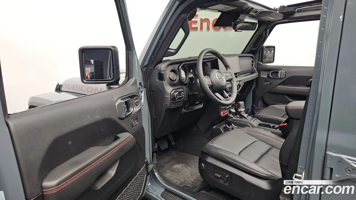 Jeep Wrangler — фото 9