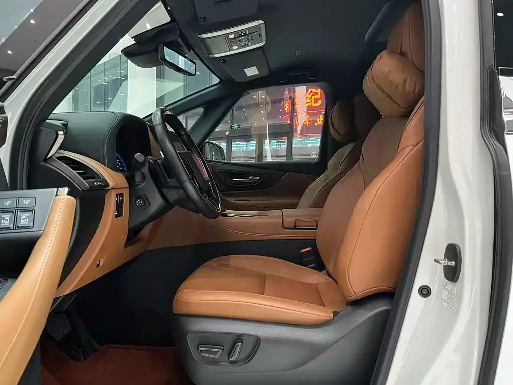Toyota Vellfire — фото 4