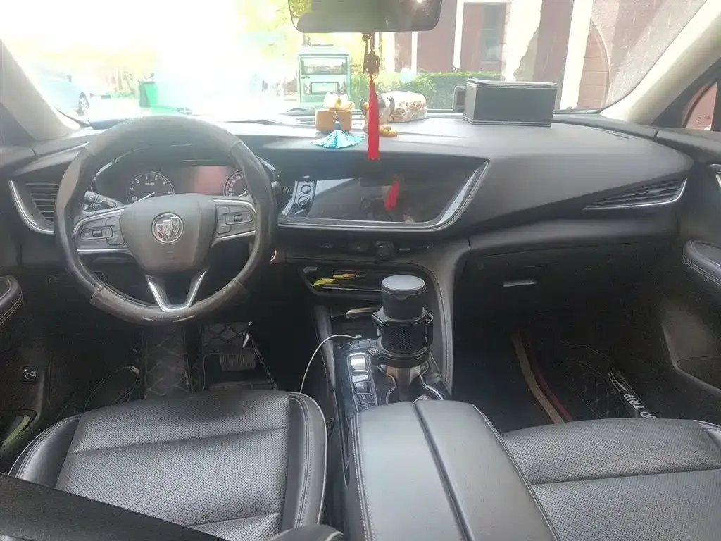 Buick Envision Plus — фото 10