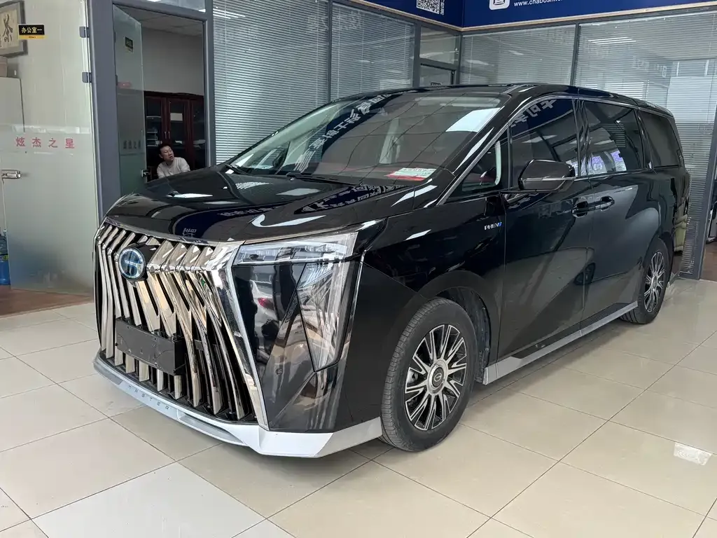 GAC Motor Trumpchi E9 — фото 1