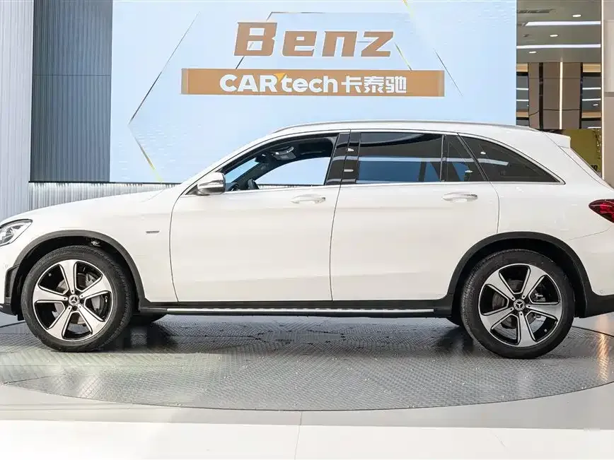 Mercedes-Benz GLC — фото 10