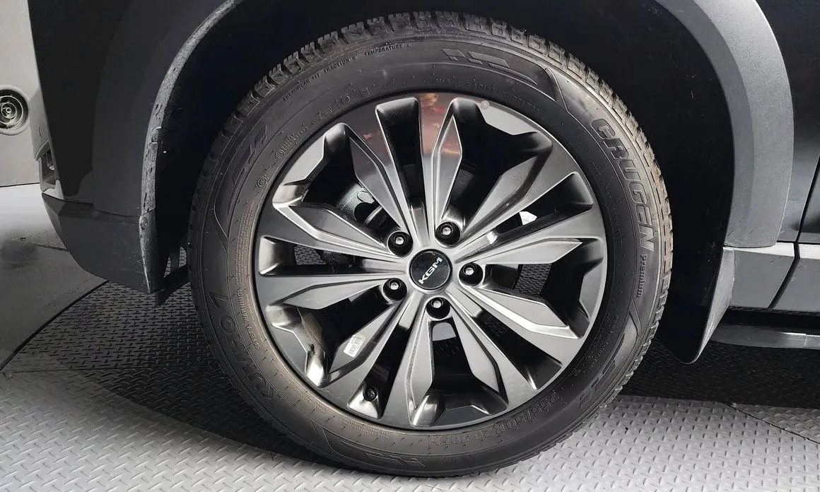 KG Mobility (Ssangyong) Rexton — фото 2