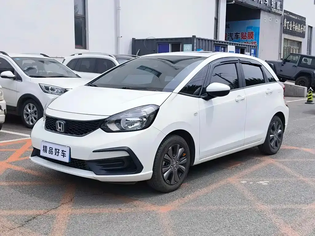 Honda Fit — фото 5