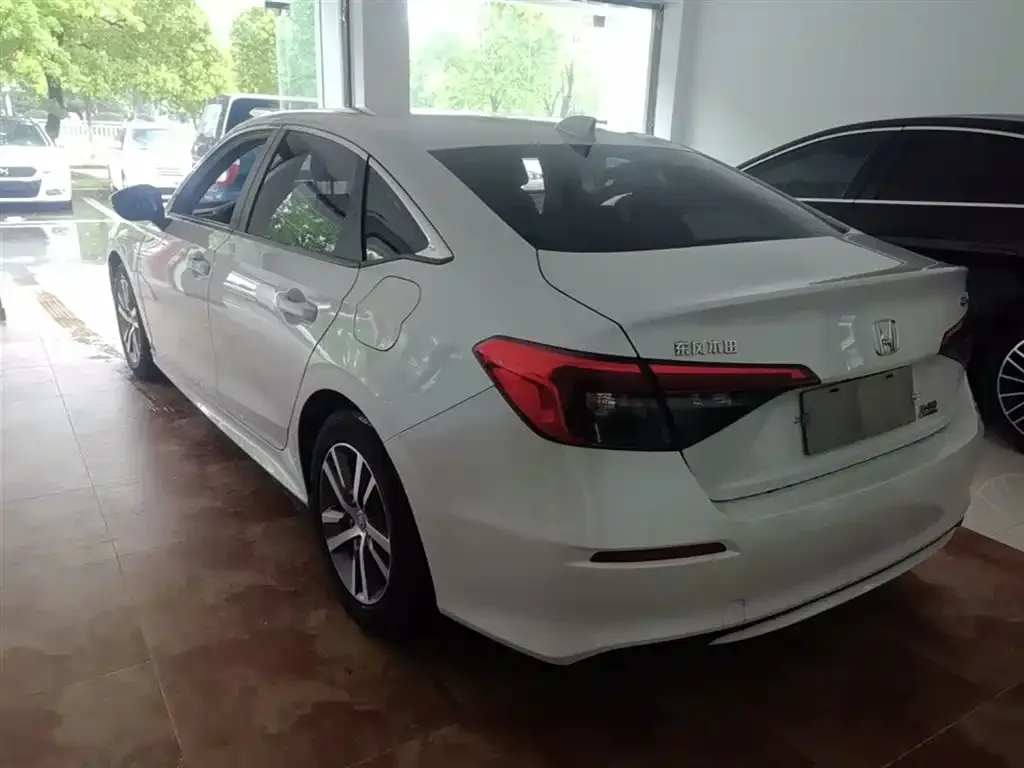 Honda Civic — фото 3