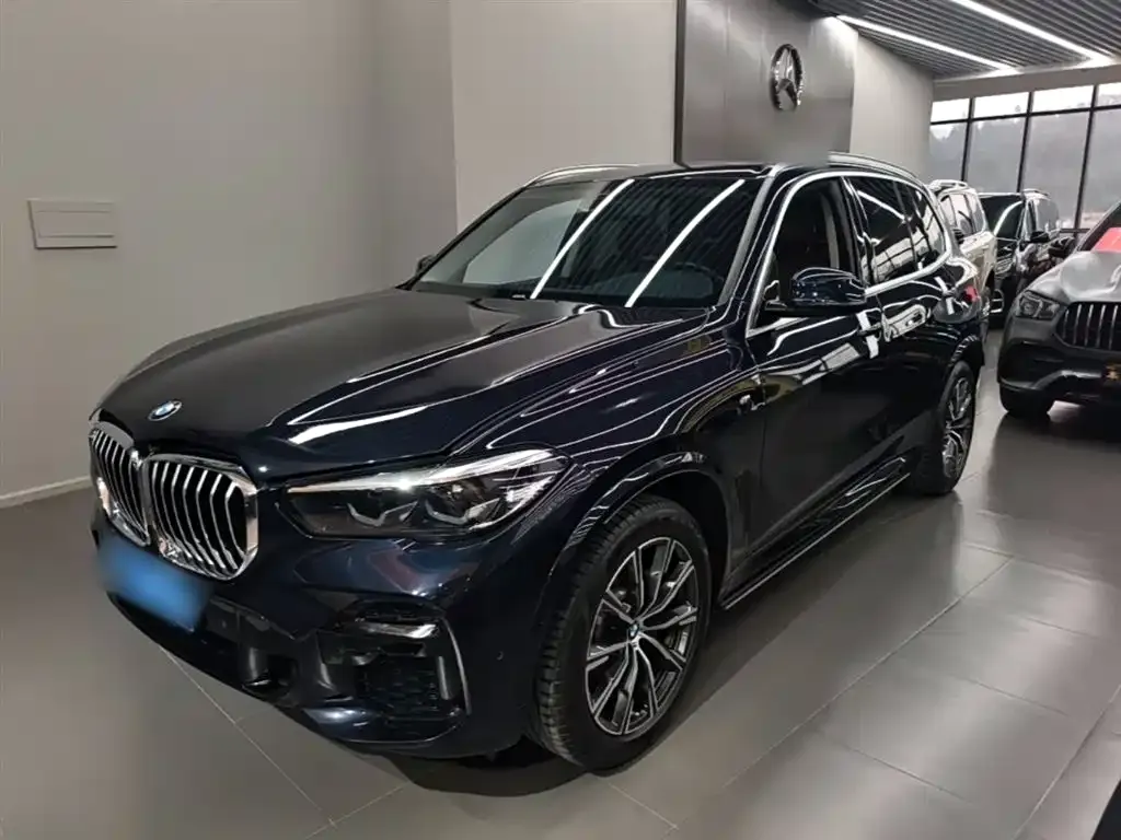 BMW X5 (Import) — фото 1