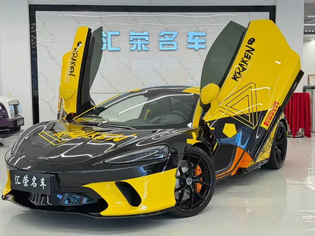 McLaren GT — фото 1