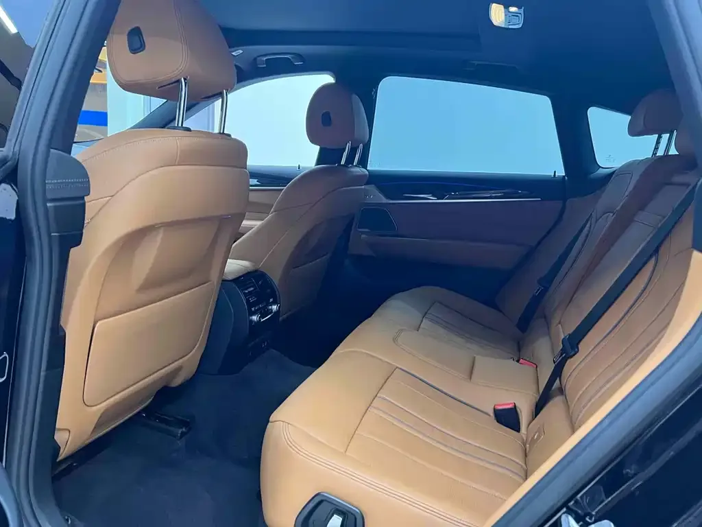 BMW 6 Series GT — фото 4