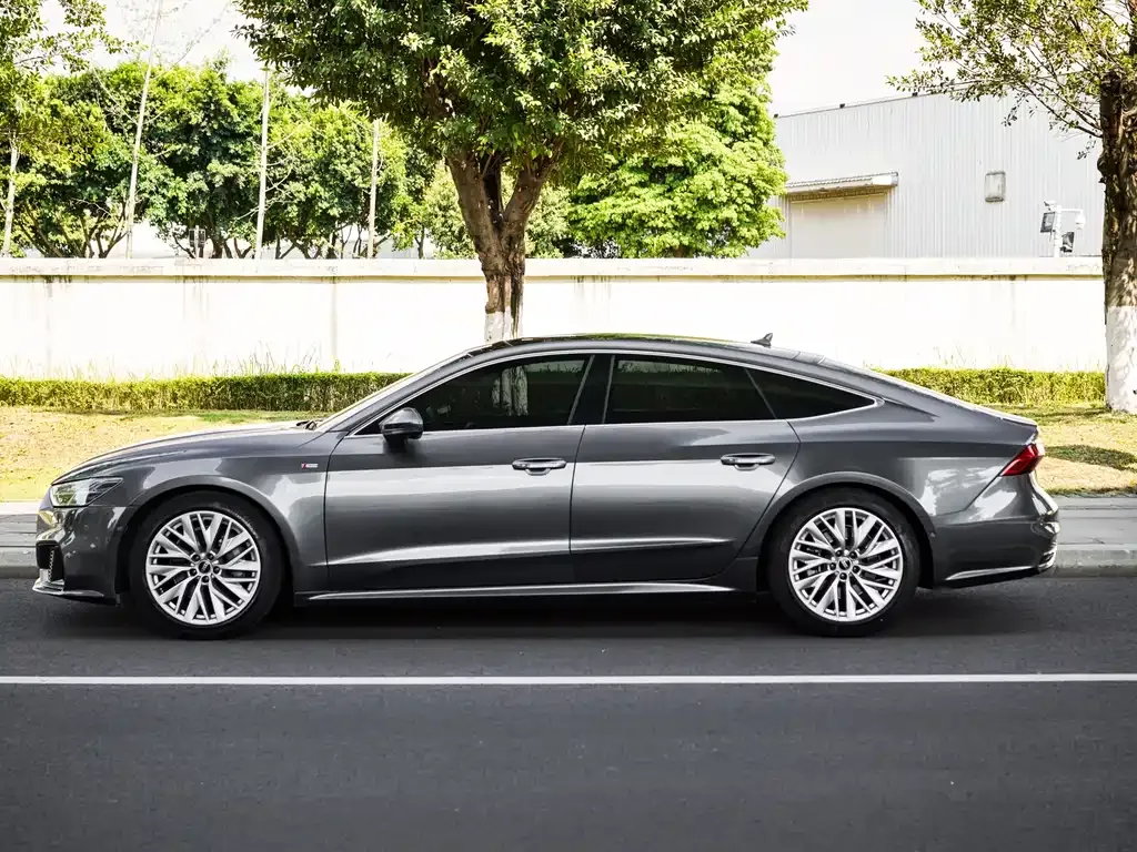 Audi A7 — фото 10