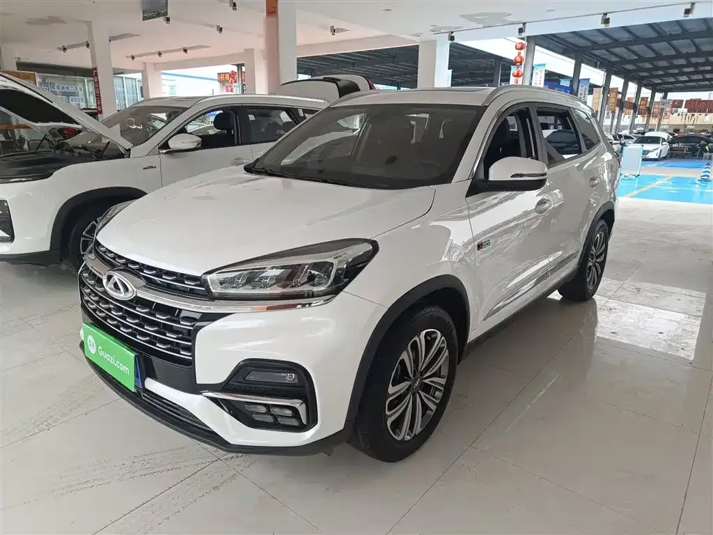 Chery Tiggo 8 — фото 10