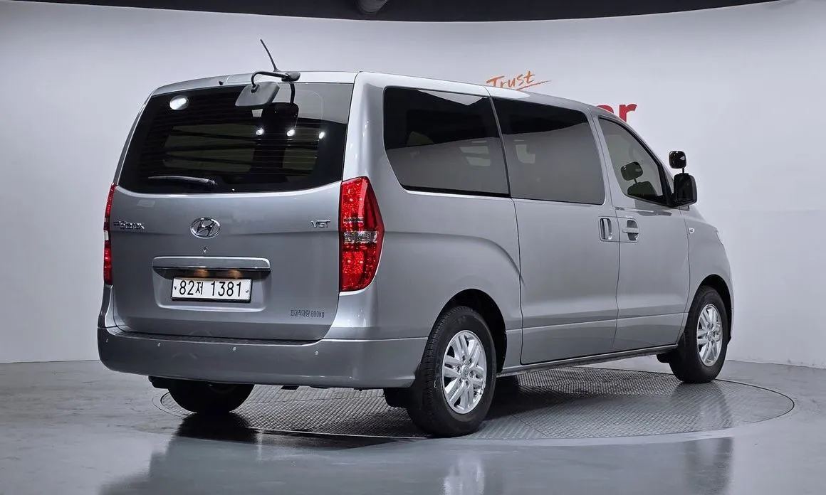 Hyundai Starex — фото 6