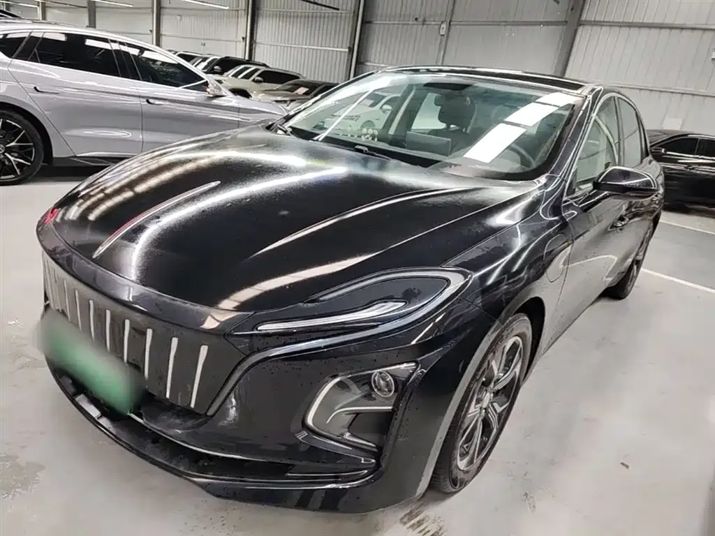 Hongqi E-QM5 — фото 10
