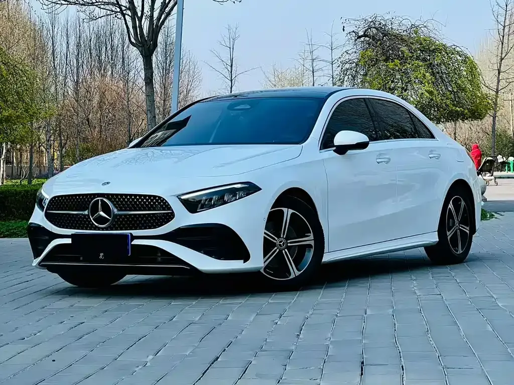 Mercedes-Benz A-Class — фото 1