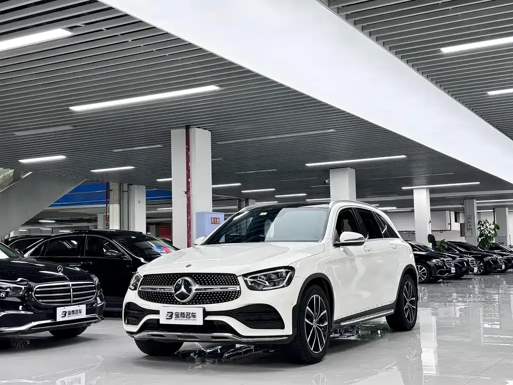 Mercedes-Benz GLC — фото 1
