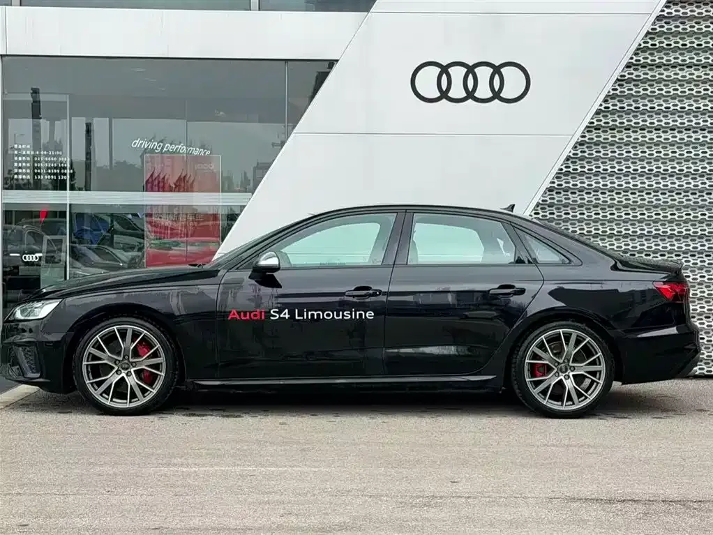 Audi S4 — фото 7