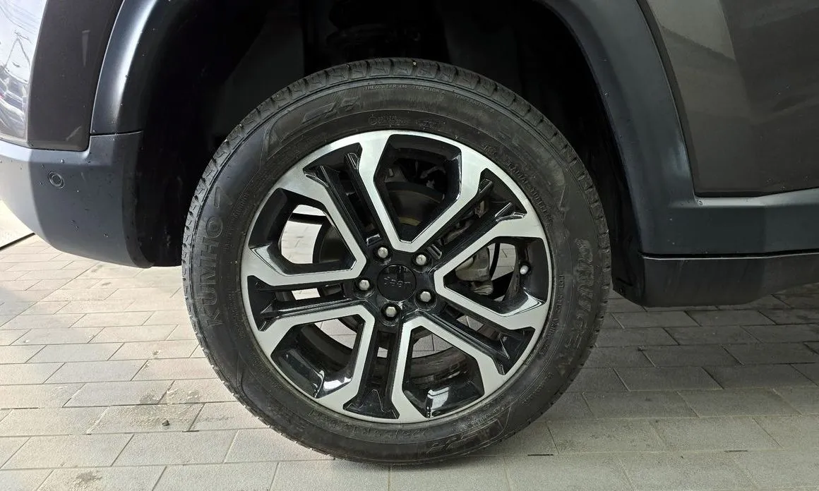 Jeep Compass — фото 3