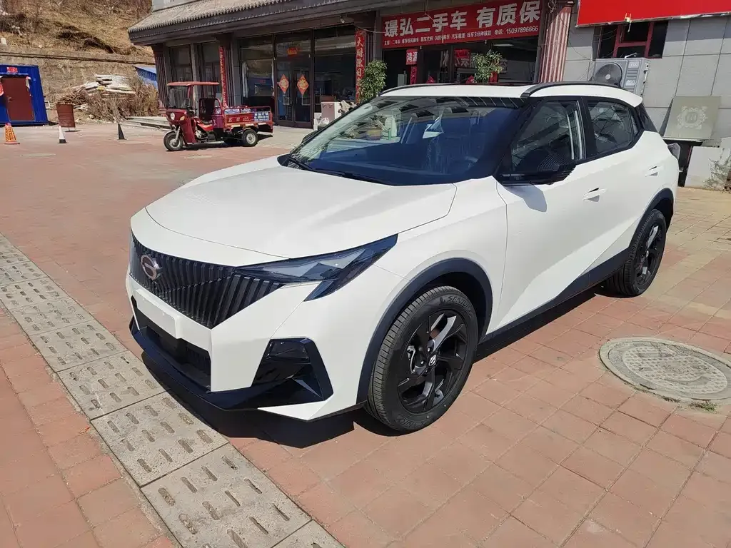 GAC Motor Trumpchi GS3 — фото 1
