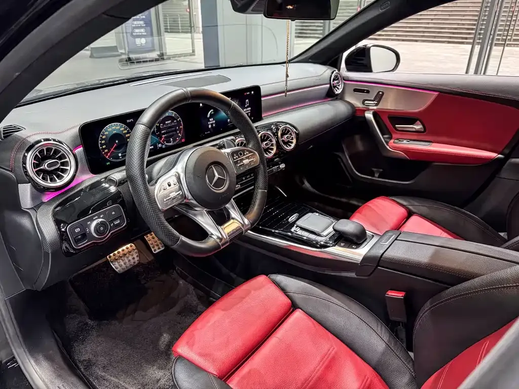 Mercedes-Benz A-Class AMG — фото 7