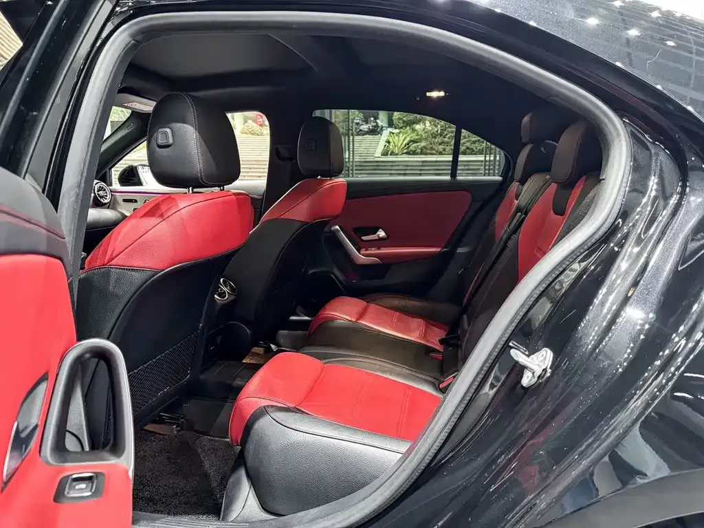 Mercedes-Benz A-Class AMG — фото 10