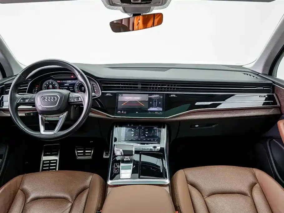 Audi Q7 — фото 4