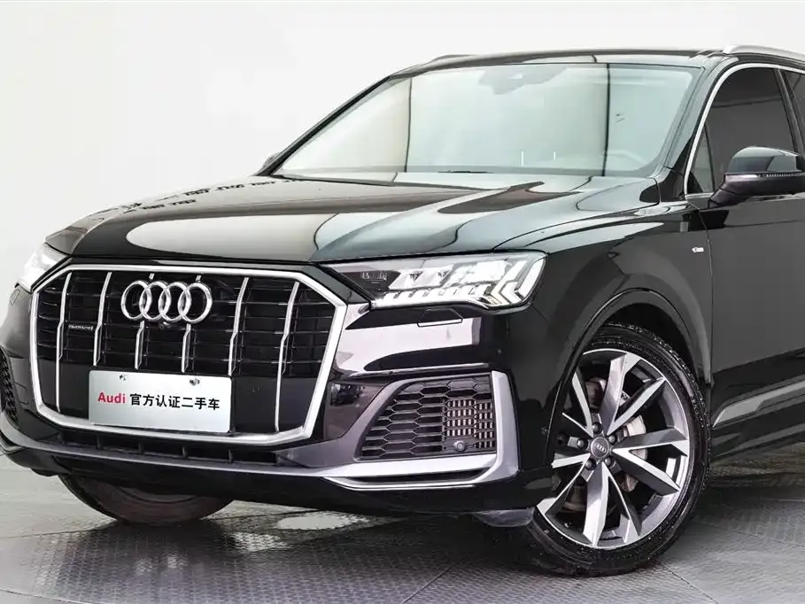 Audi Q7 — фото 6