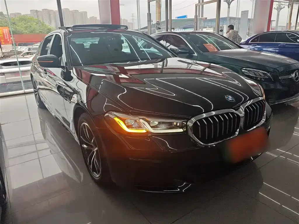 BMW 5 Series New Energy — фото 5