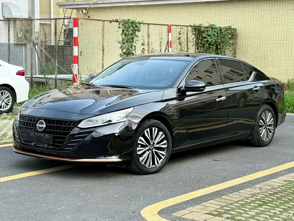 Nissan Teana — фото 8