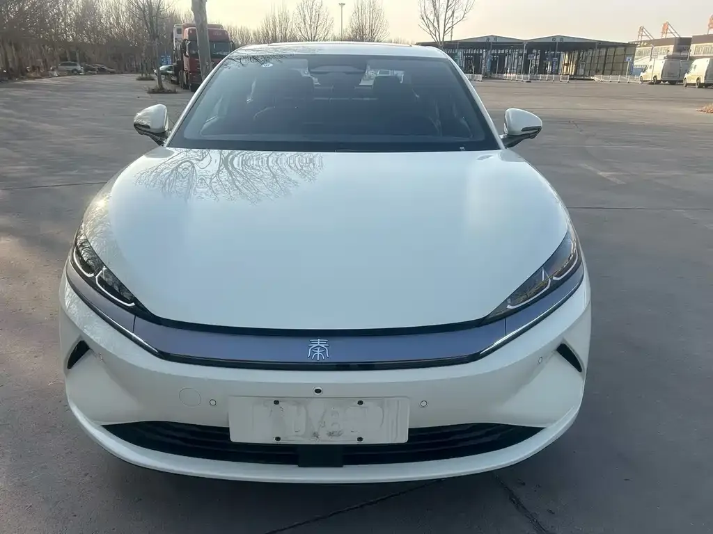 BYD Qin L — фото 1