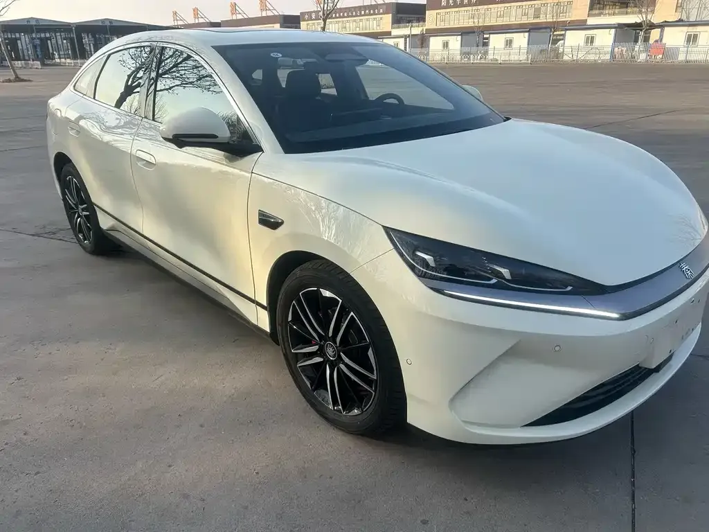 BYD Qin L — фото 4