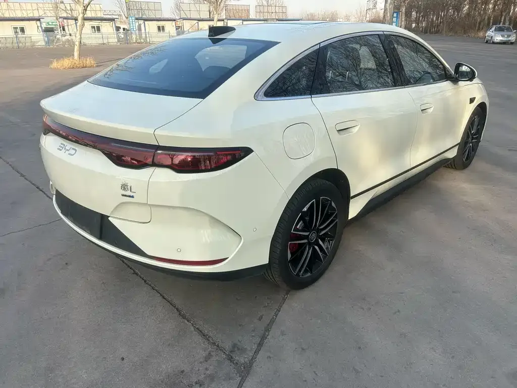 BYD Qin L — фото 2
