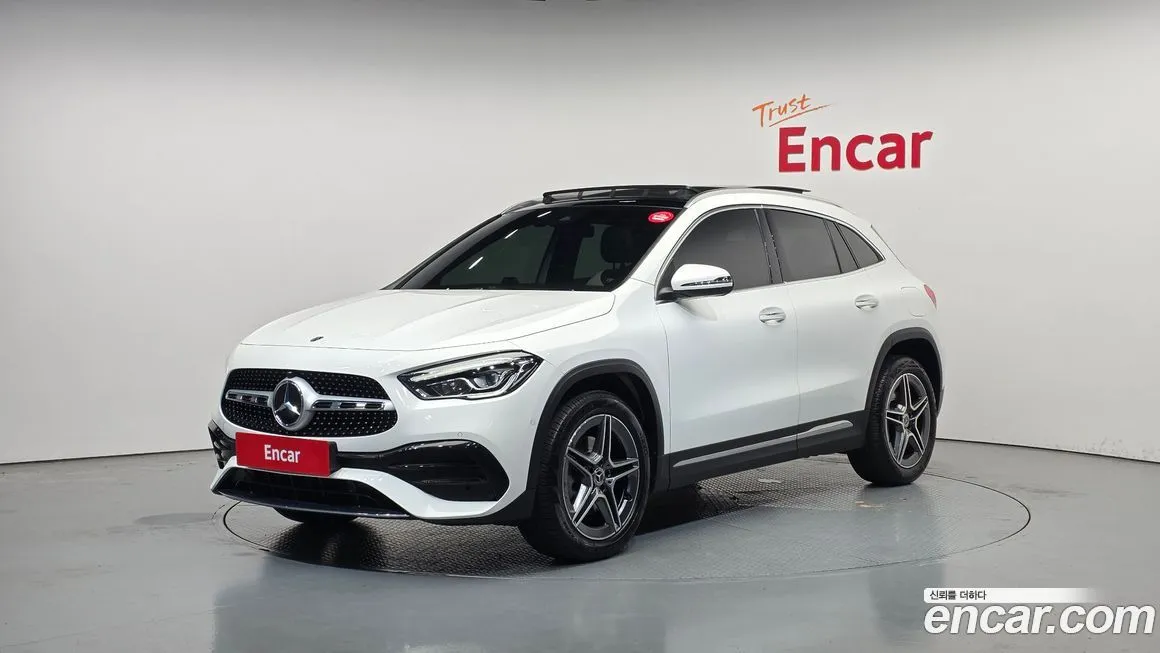Mercedes-Benz GLA-Class — фото 1