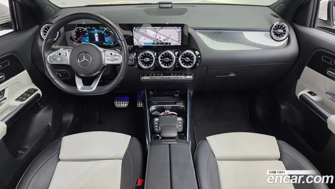 Mercedes-Benz GLA-Class — фото 7