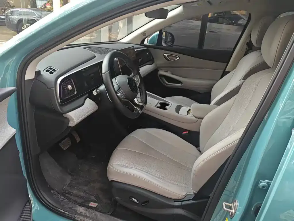 BYD Hiace 05 EV — фото 3