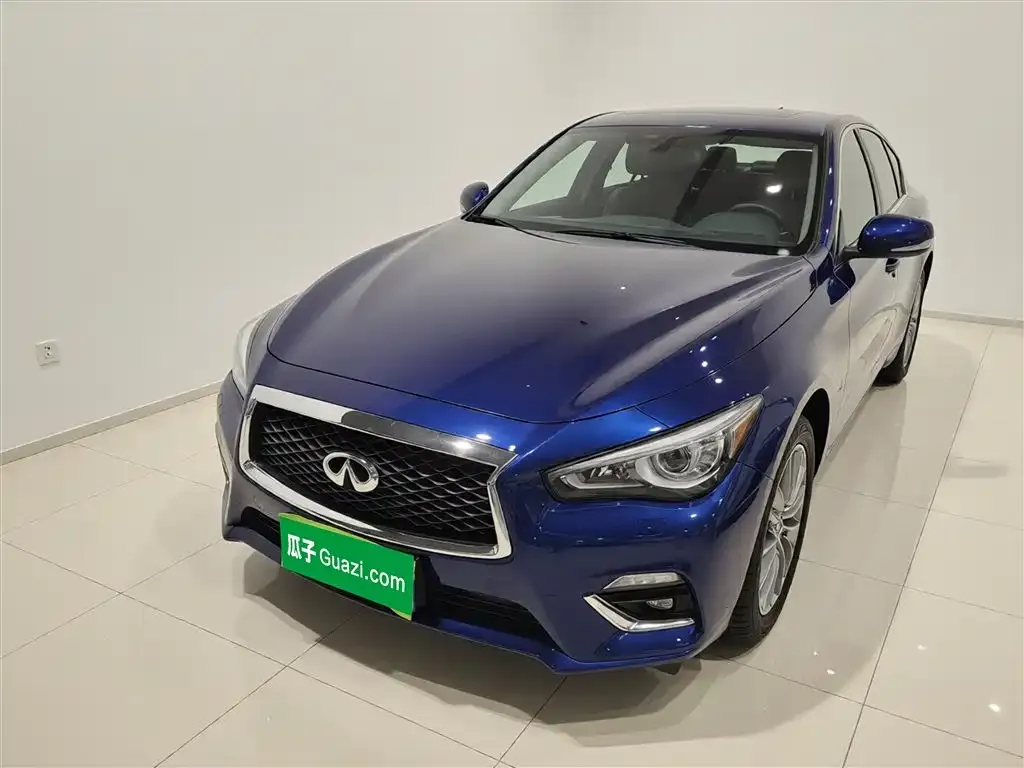 Infiniti Q50L — фото 3