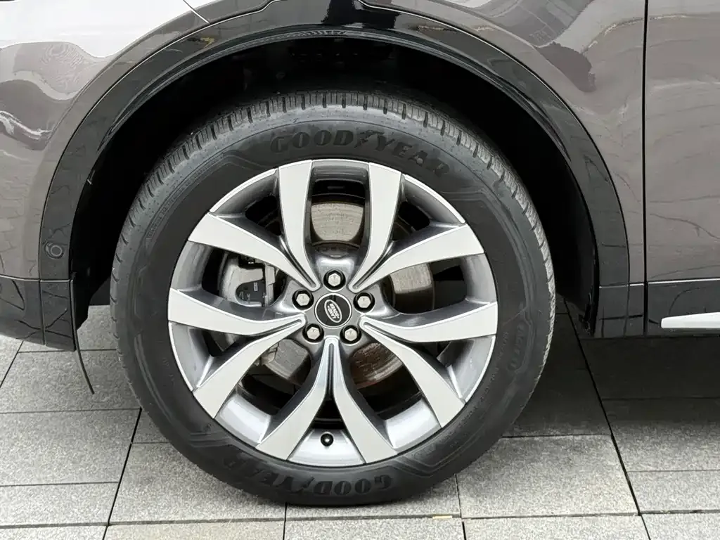 Land Rover Discovery Sport — фото 6
