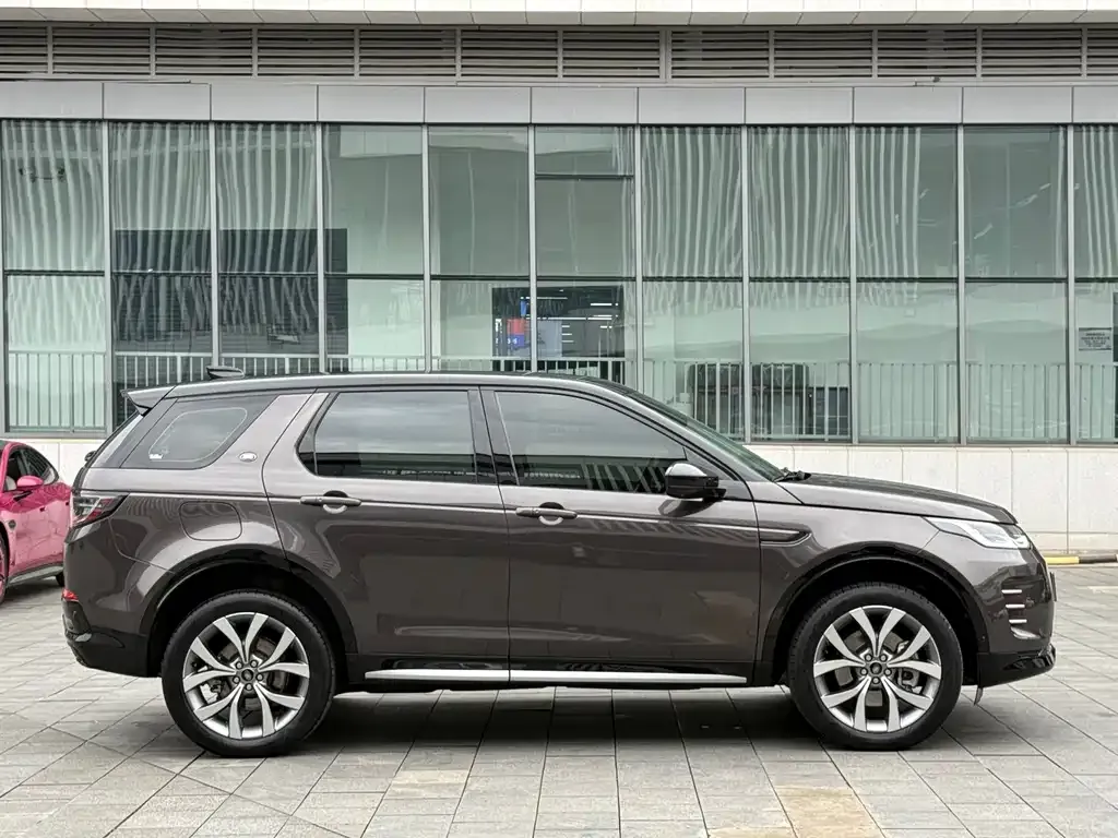 Land Rover Discovery Sport — фото 10