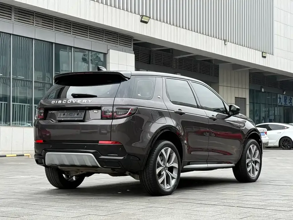 Land Rover Discovery Sport — фото 8