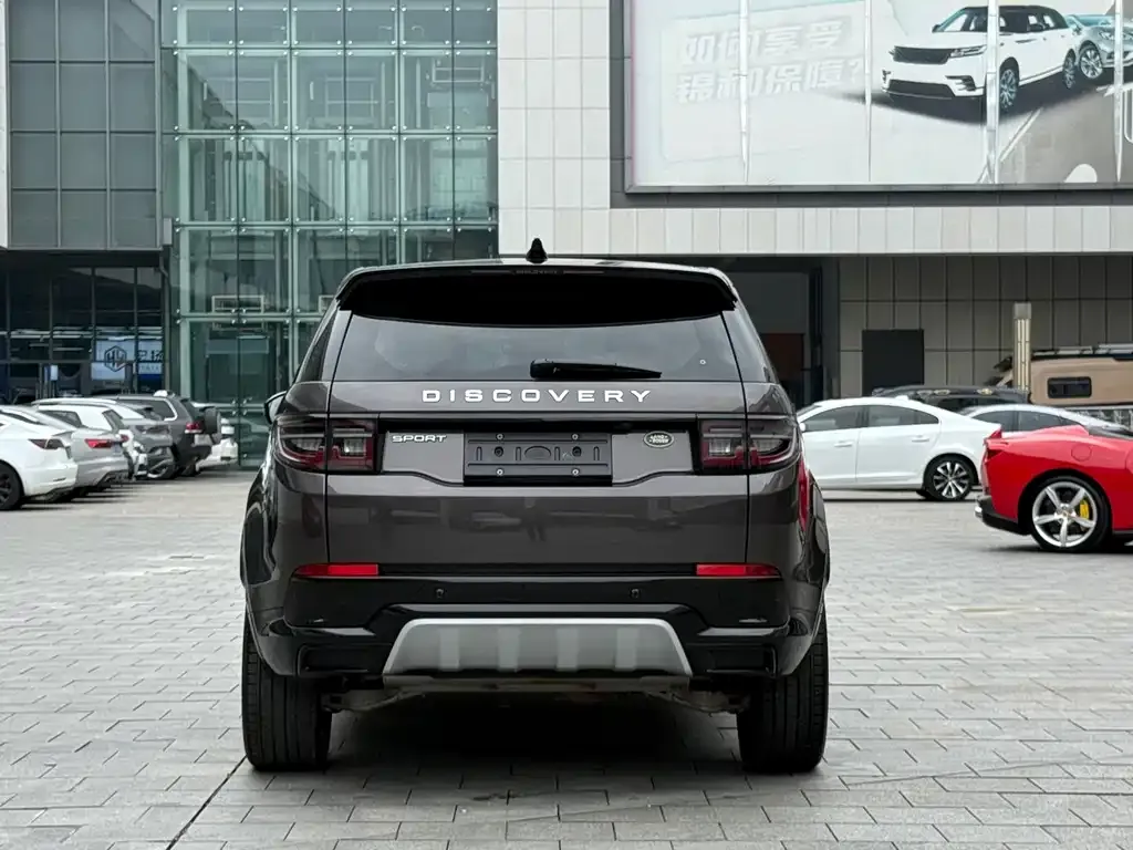 Land Rover Discovery Sport — фото 2