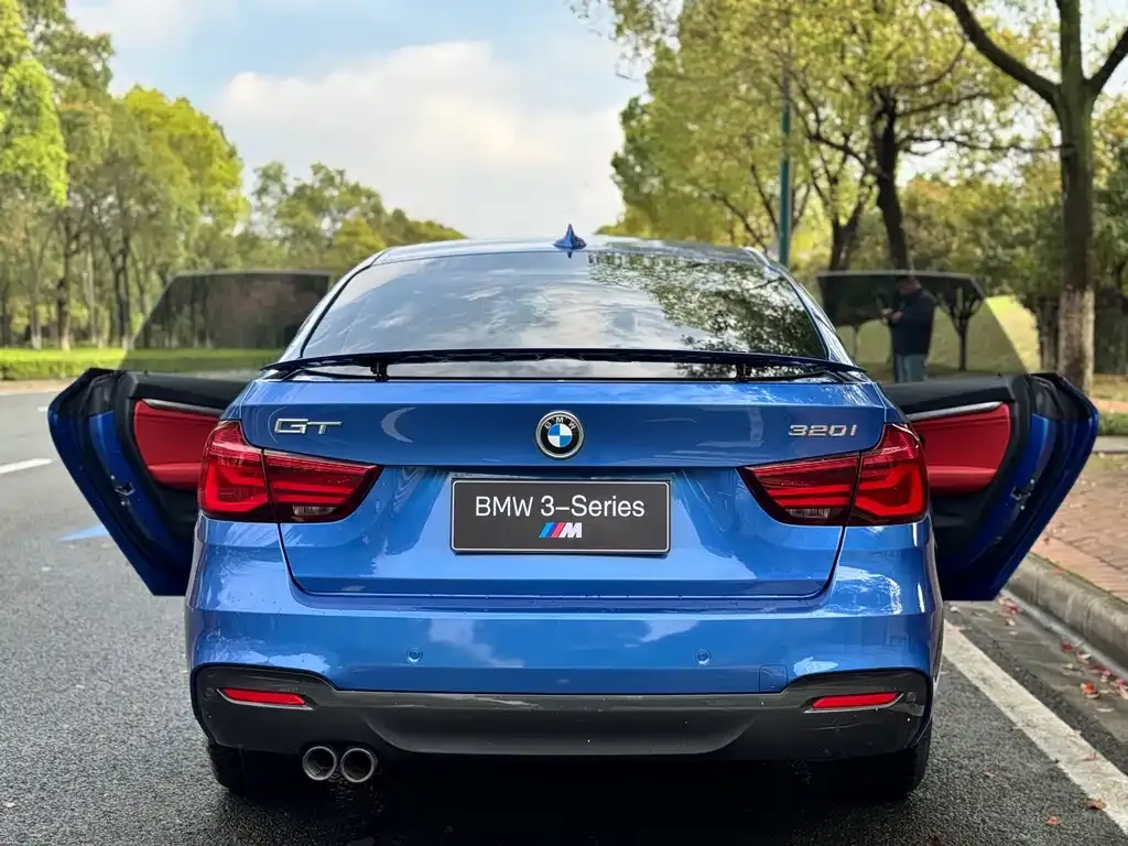 BMW 3 Series GT — фото 7