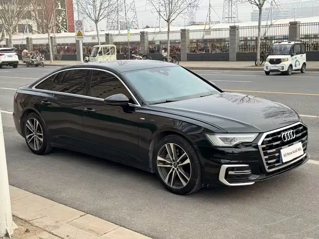 Audi A6L — фото 7