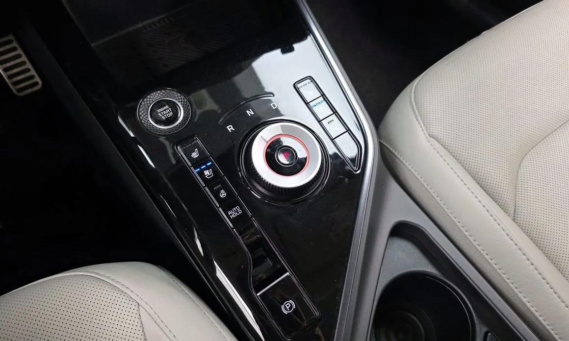Kia Niro — фото 10