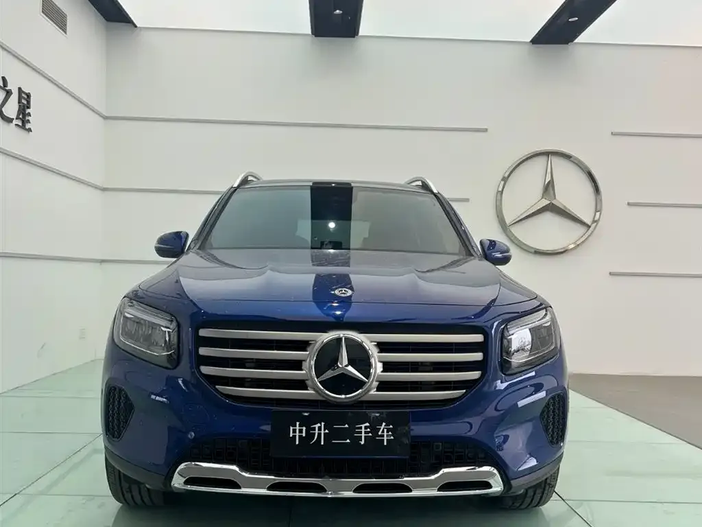 Mercedes-Benz GLB — фото 10