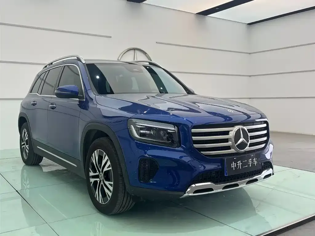 Mercedes-Benz GLB — фото 8