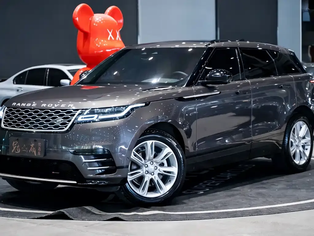 Land Rover Velar — фото 1