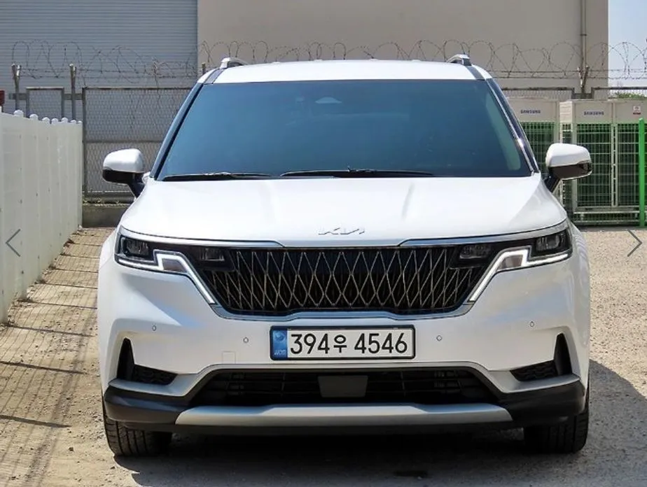 Kia Carnival — фото 1