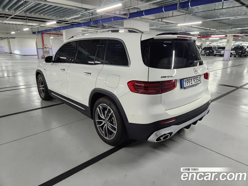 Mercedes-Benz GLB-Class — фото 2