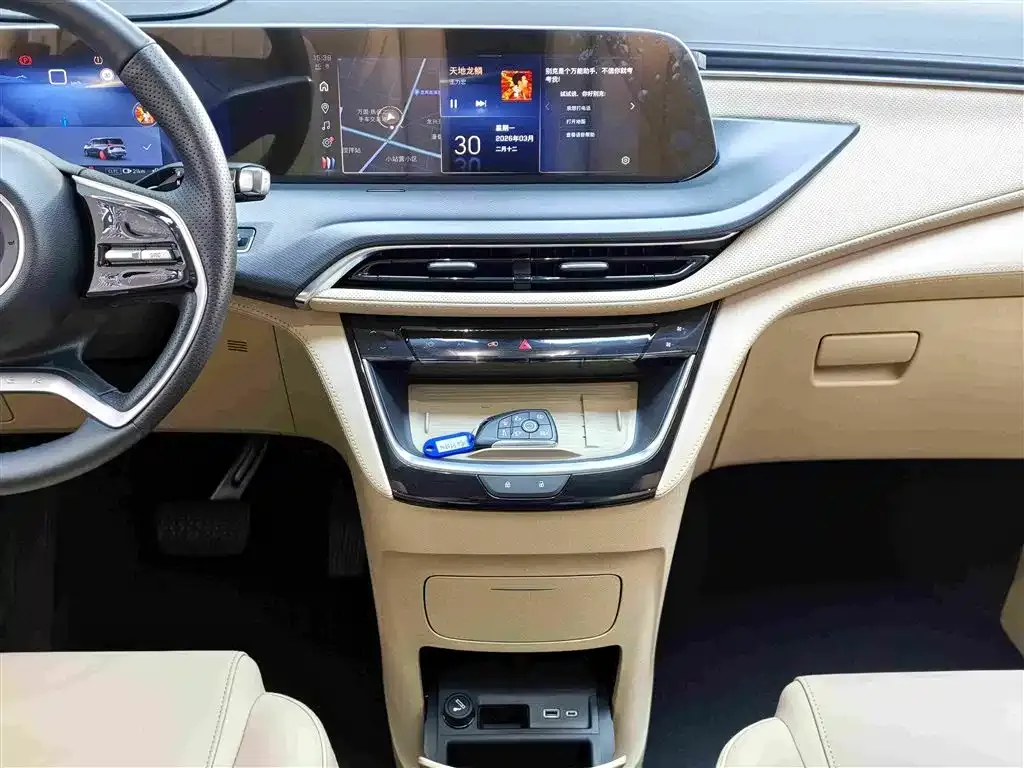 Buick GL8 Hybrid — фото 9